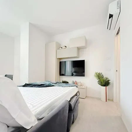 Homeby - Casa Raffaele Апартаменты *